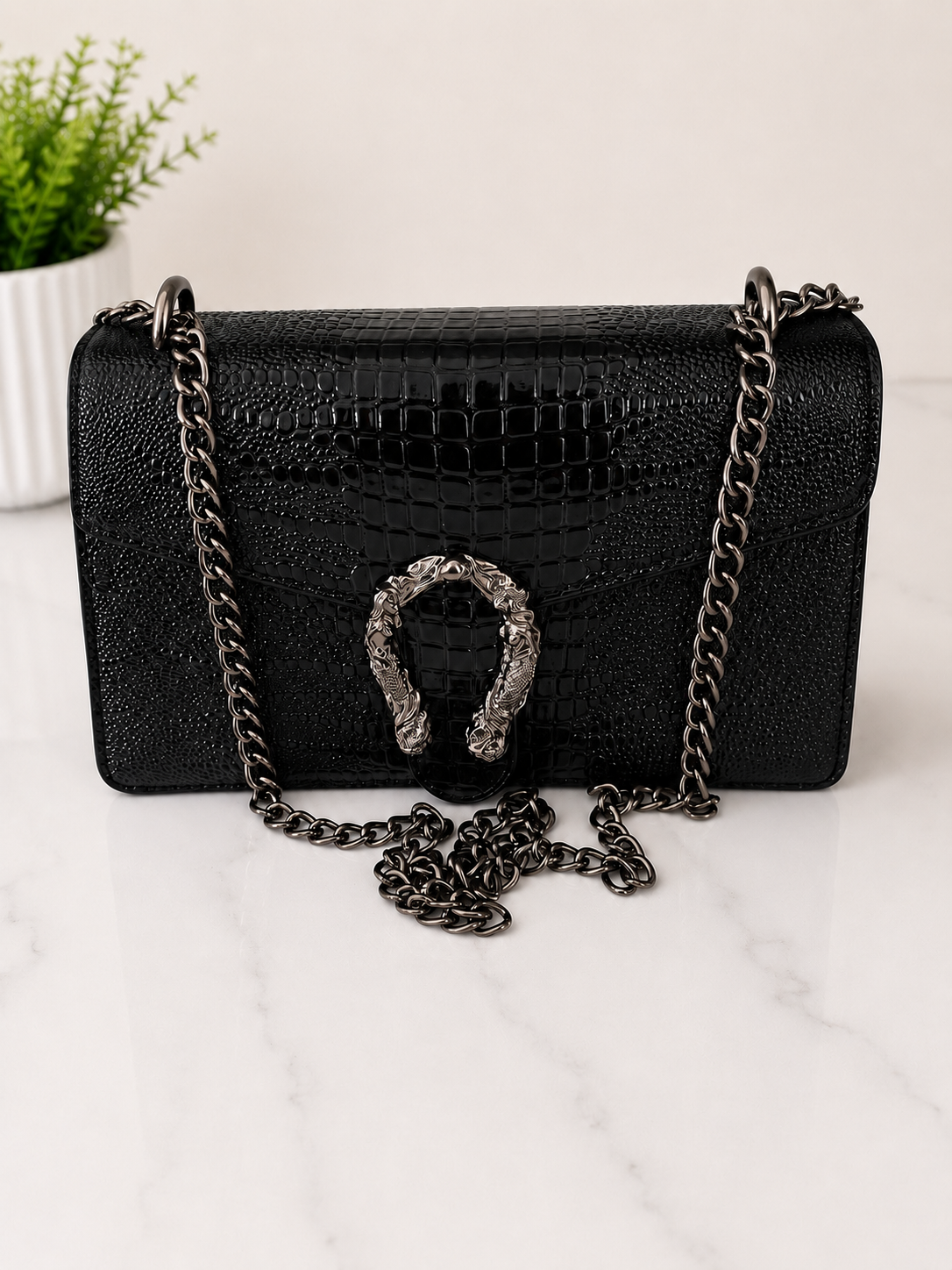 Luxury Crocodile-Embossed Chain Shoulder Bag – Black