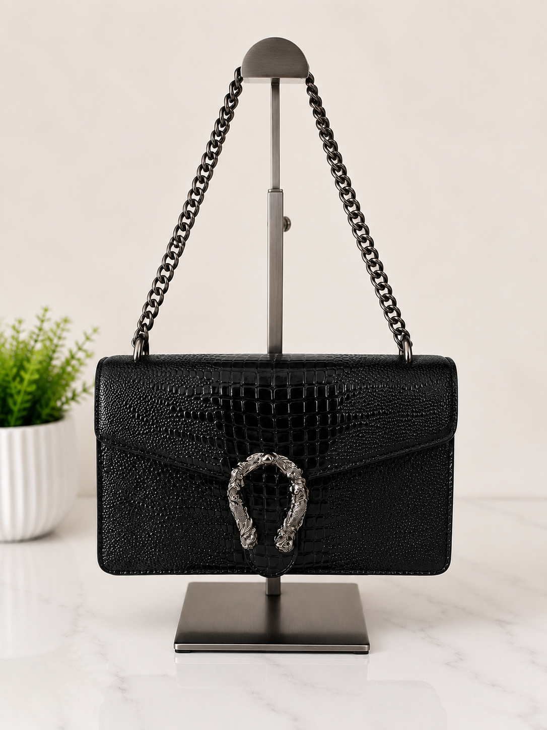 Luxury Crocodile-Embossed Chain Shoulder Bag – Black