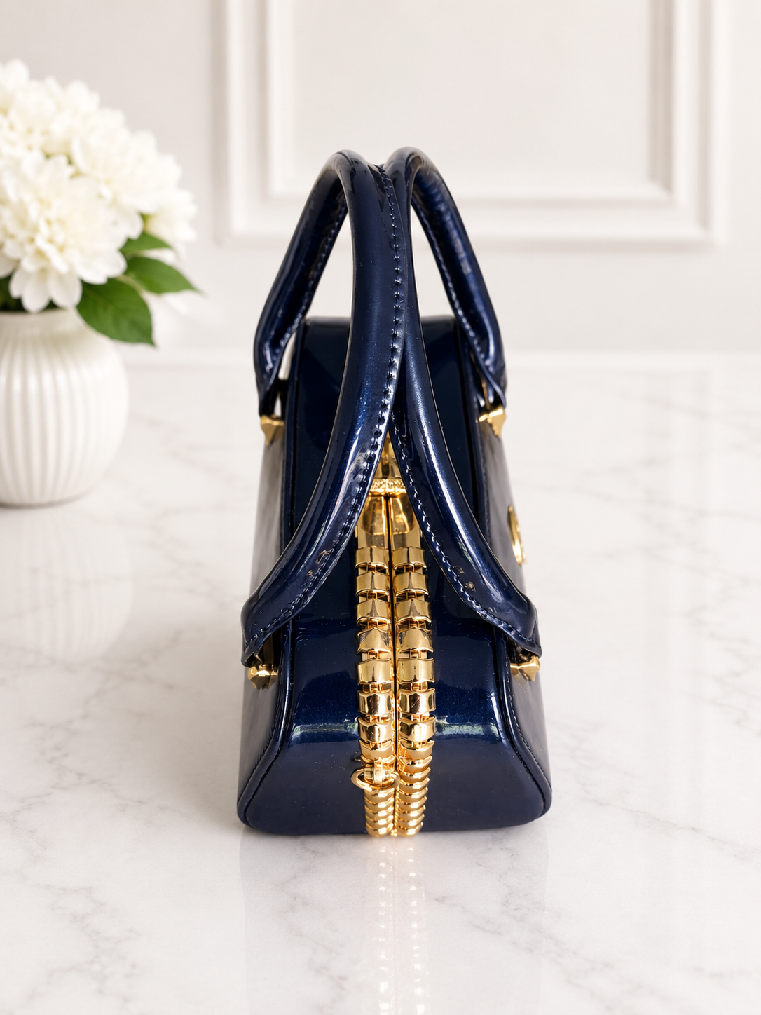 Luxury Patent Leather Top Handle Handbag with Crystal Clasp – Women’s Elegant Evening & Party Bag