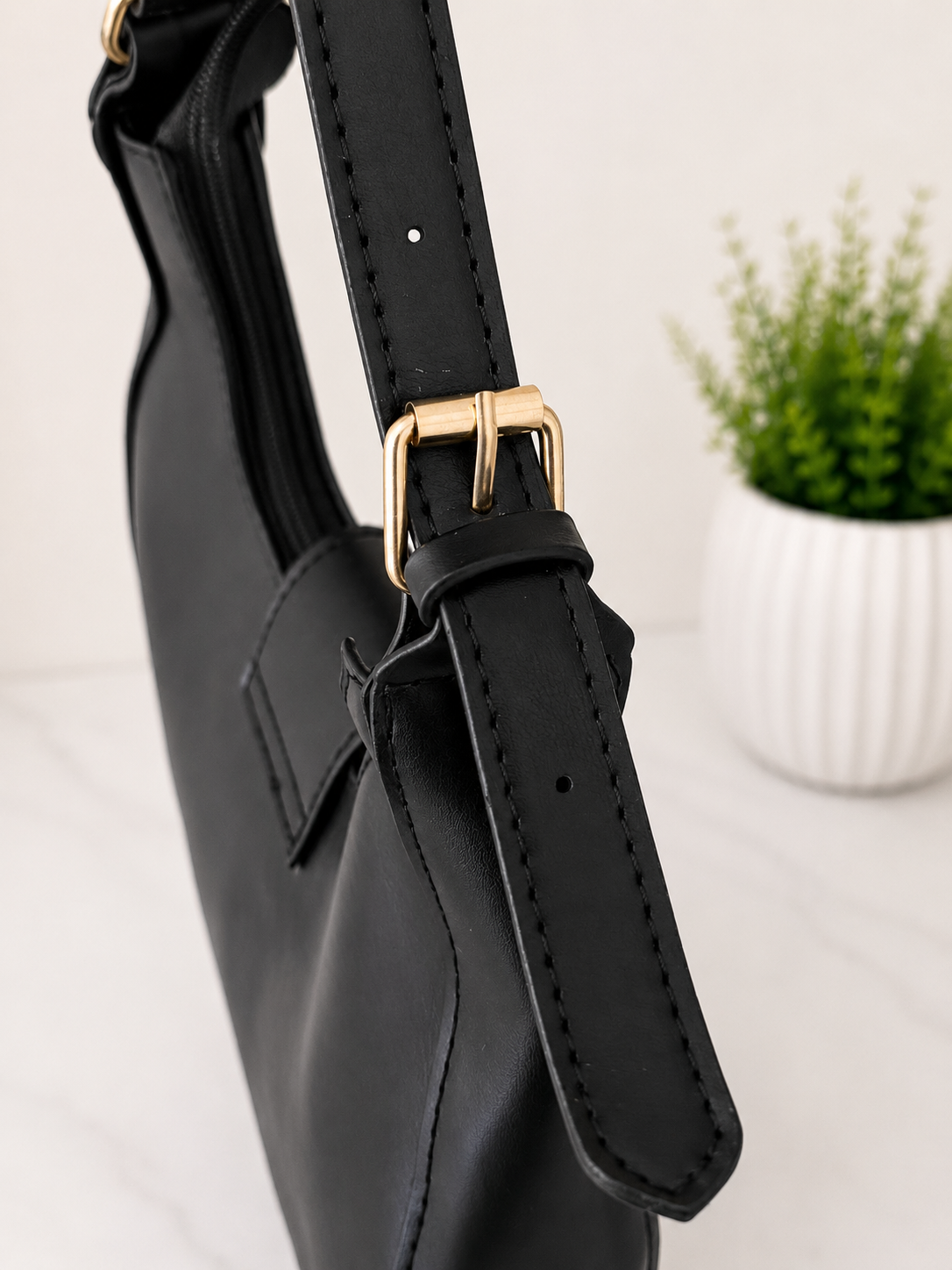 Elegant Black Crescent Shoulder Bag for Women